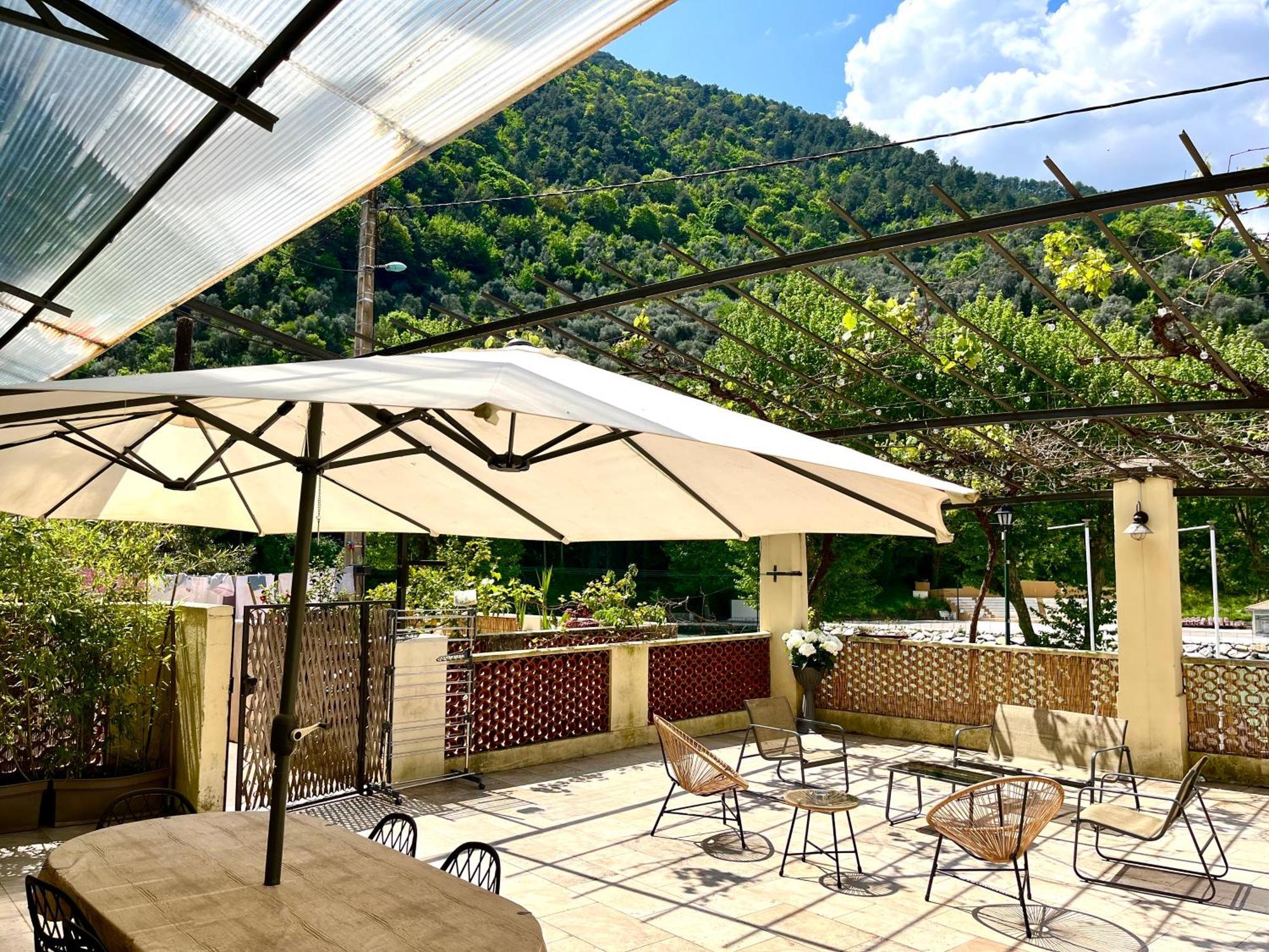 Appartement Terrasse Vue Lac Breil-sur-Roya Exteriör bild